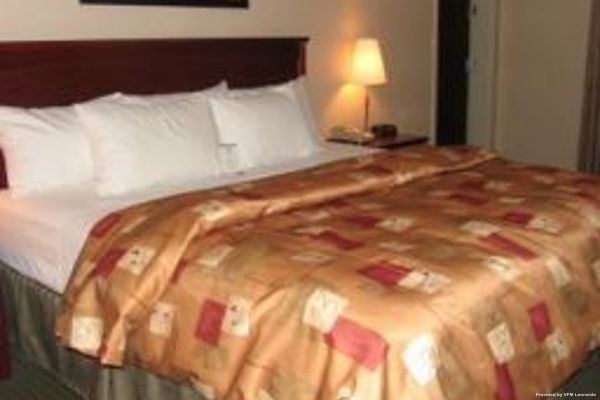 LAKEVIEW INN SLAVE LAKE (Whitecourt)